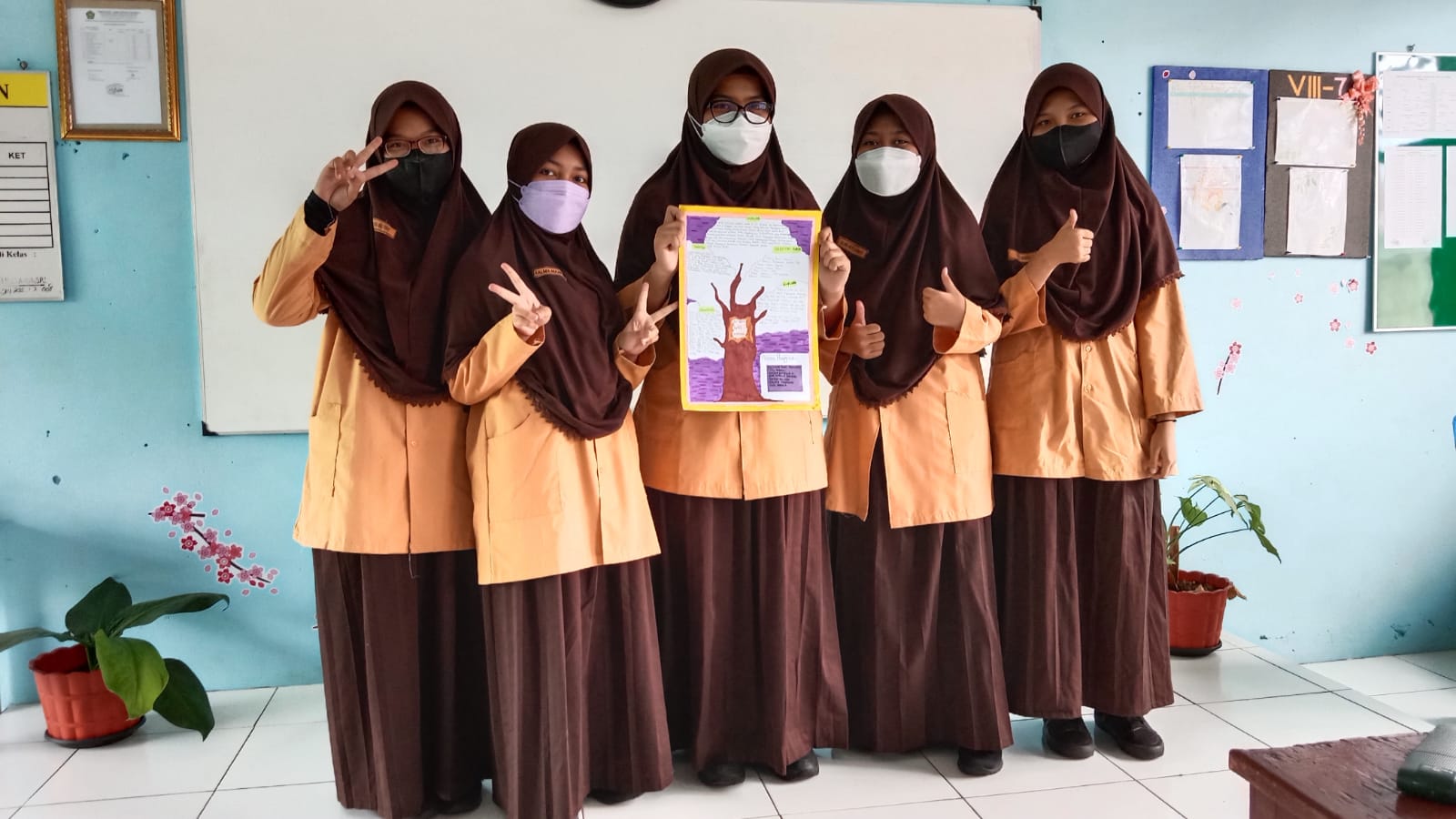 foto anak dan karyanya 2